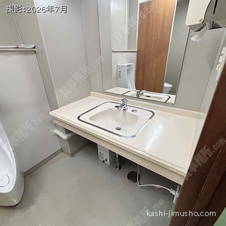 男性トイレ 男性トイレ