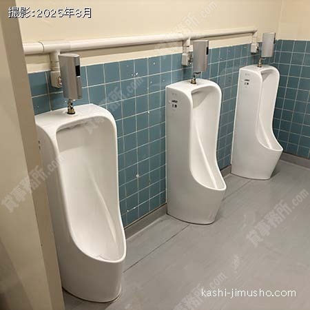 男性トイレ