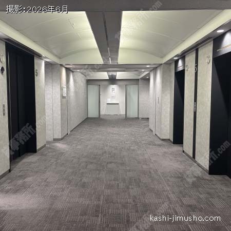 貸室階エレベーターホール 貸室階エレベーターホール