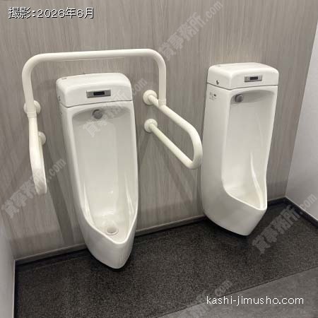男性トイレ 男性トイレ