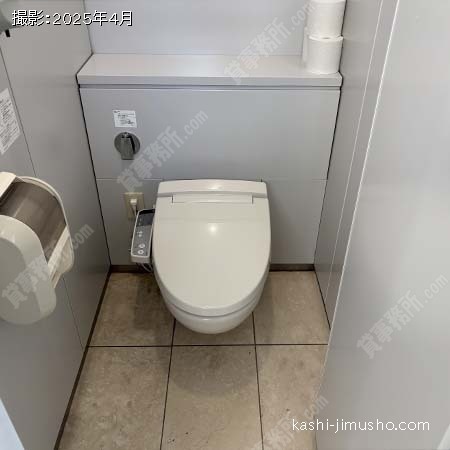 男性トイレ