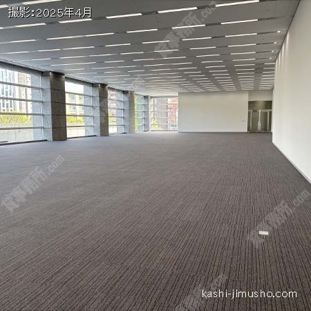 貸室内(2階199.93坪)