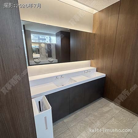 男性トイレ
