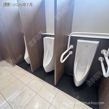 男性トイレ
