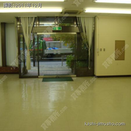 室内 