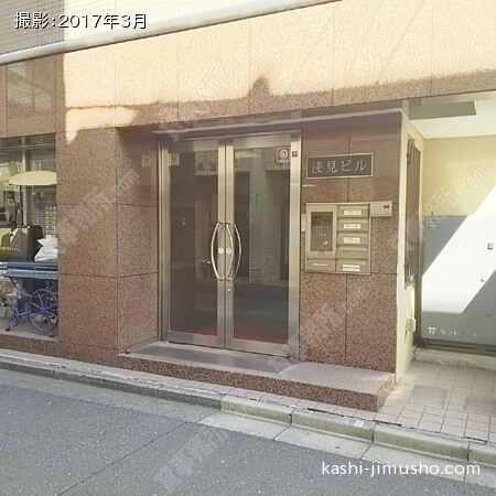 ビル入口