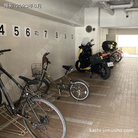 駐輪場