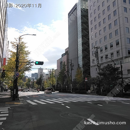 前面道路（白山通り）