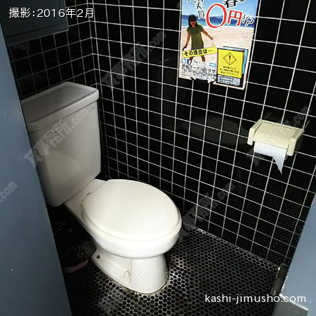 男性トイレ