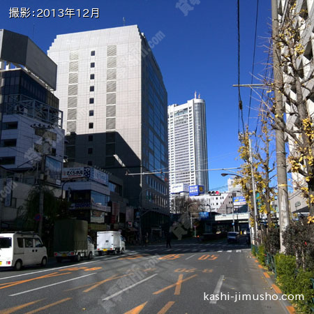 前面道路（白山通り）
