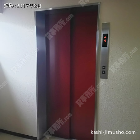 ９Ｆ：エレベーター