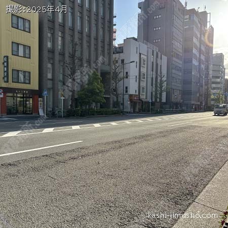 前面道路(蔵前橋通り)