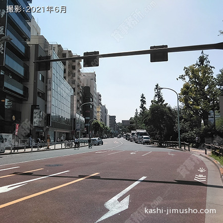 前面道路（不忍通り）