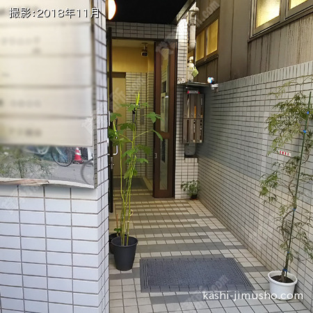 ビル入口
