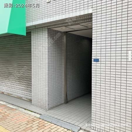ビル入口