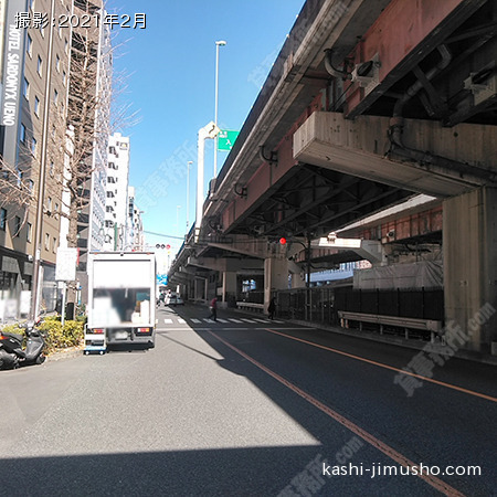 前面道路(昭和通り) 前面道路(昭和通り)
