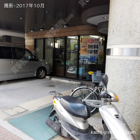 ビル前面