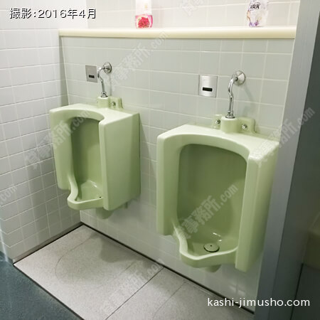男性トイレ