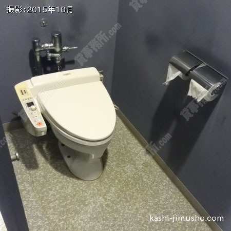 男性トイレ2