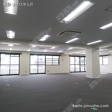 貸室内(8階）