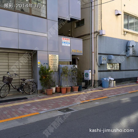 ビル正面 ビル正面