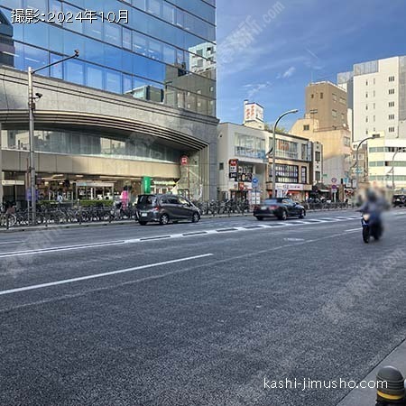 前面道路(浅草通り）