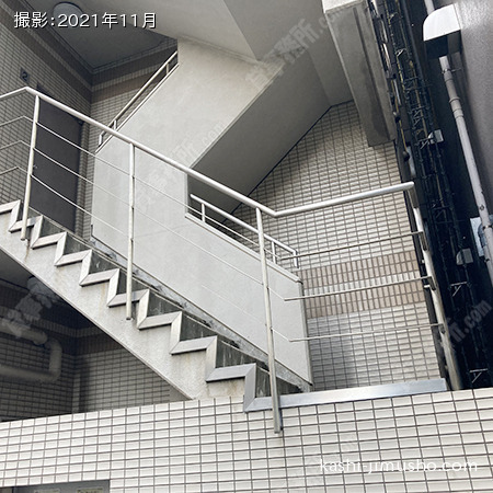 共用階段