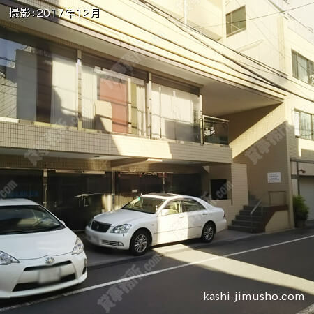 １・２階側の正面