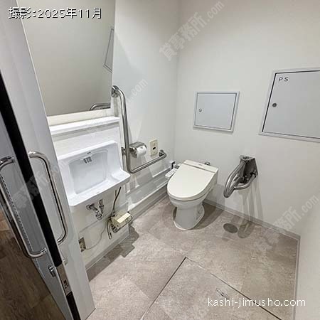 バリアフリートイレ バリアフリートイレ