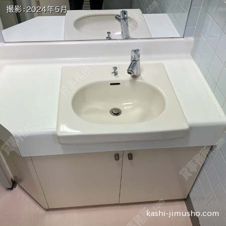 男性トイレ