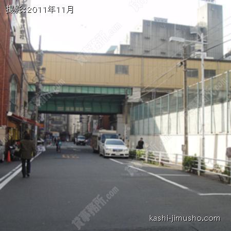 前面道路 