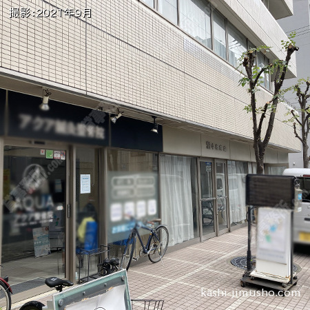 ビル前面