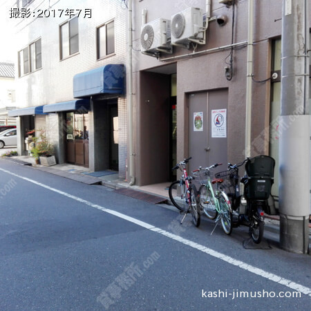 ビル前面
