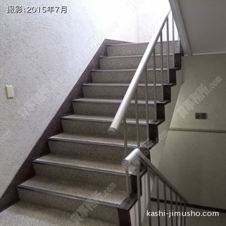 共用階段