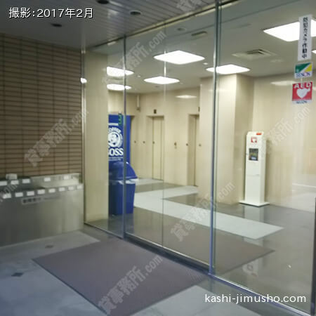 ビル入口②