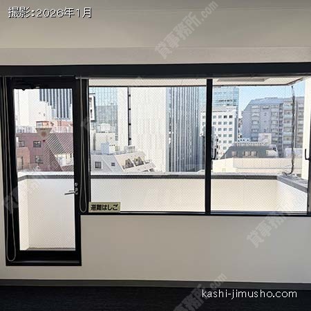 貸室内(8階A室)