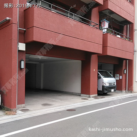 駐車スペース