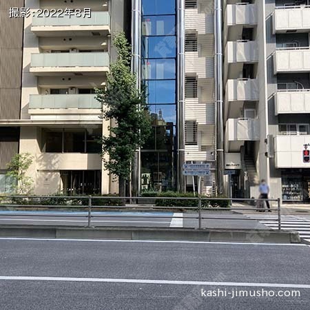ビル前面