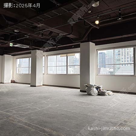 貸室内(8階)
