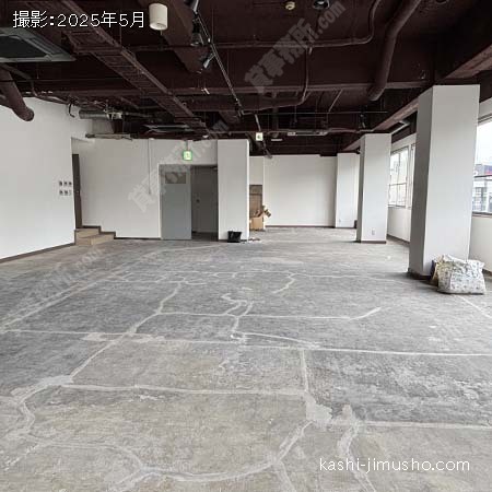 貸室内(8階)