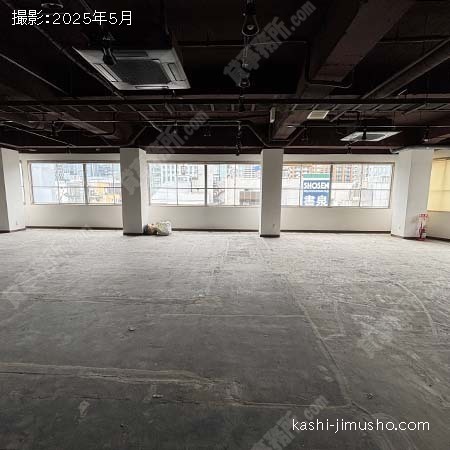 貸室内(8階)