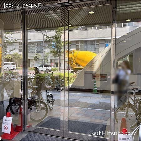 ビル入口