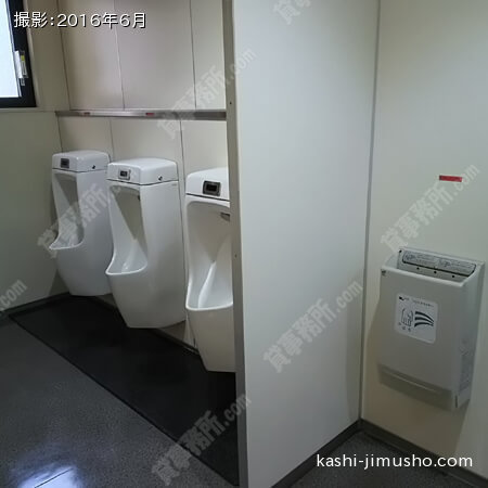 男性トイレ2