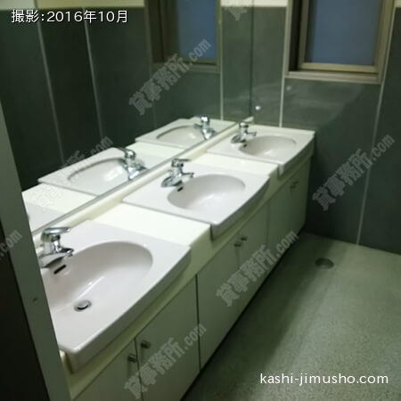 女性トイレ 女性トイレ