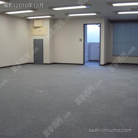 室内２