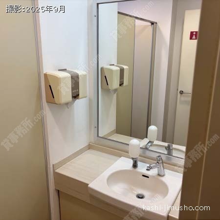 女性トイレ 女性トイレ