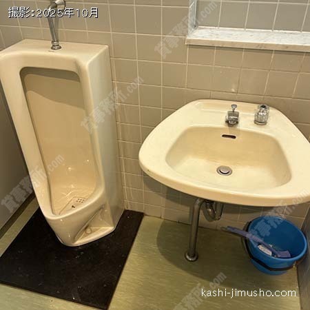 男性トイレ