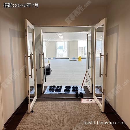 貸室入口 貸室入口