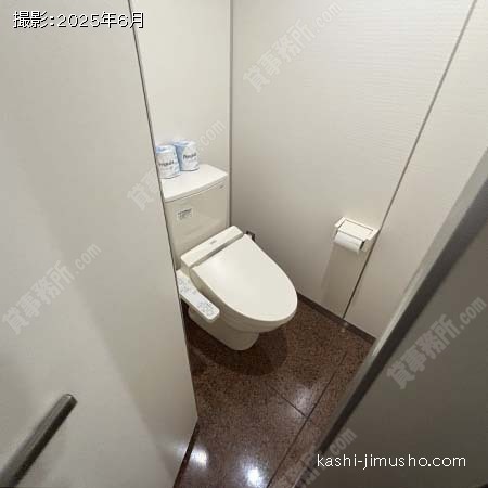 男性トイレ