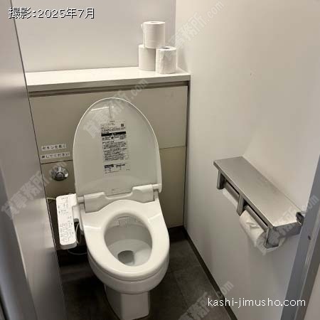 男性トイレ